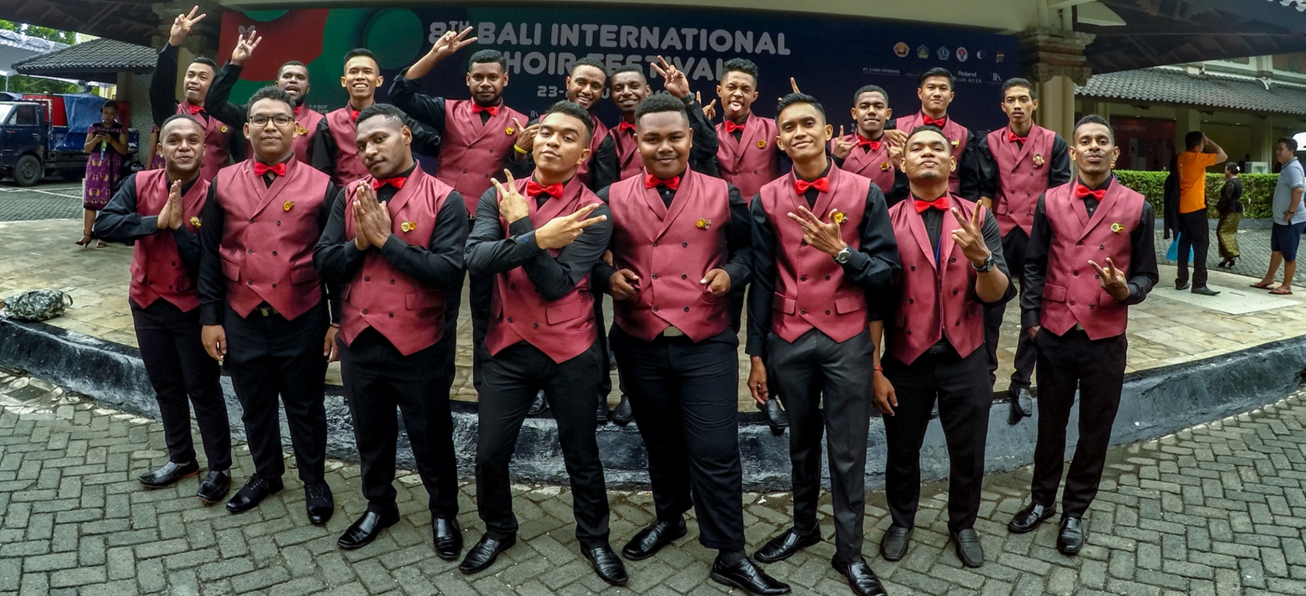 Galeri Pniel Choir Jayapura